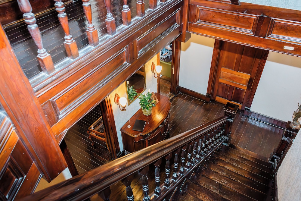 Blue Ridge Abbey Bed & Breakfast