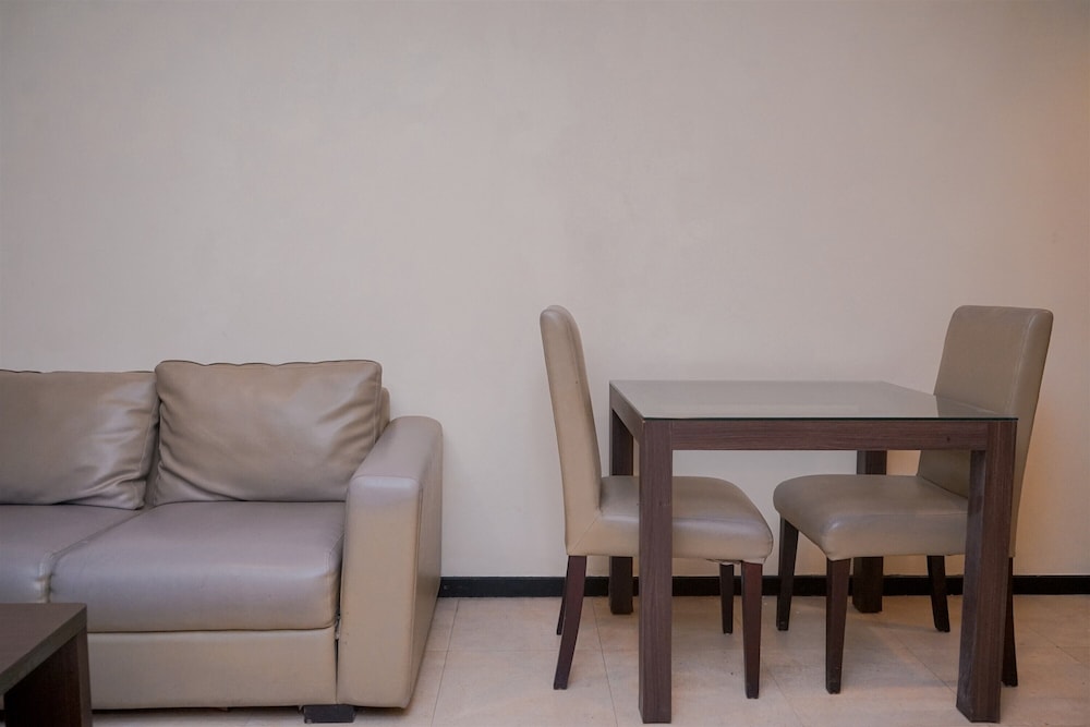 Spacious and Elegant 3BR at Great Western Apartment