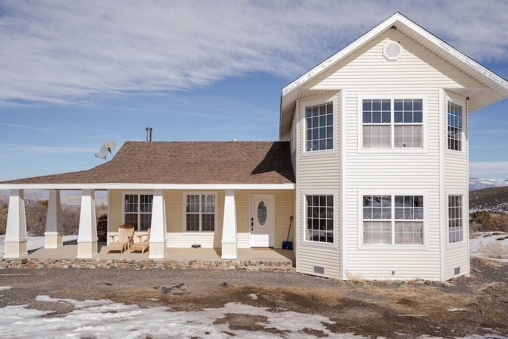 Lone Eagle Haven 3 Bedroom Home