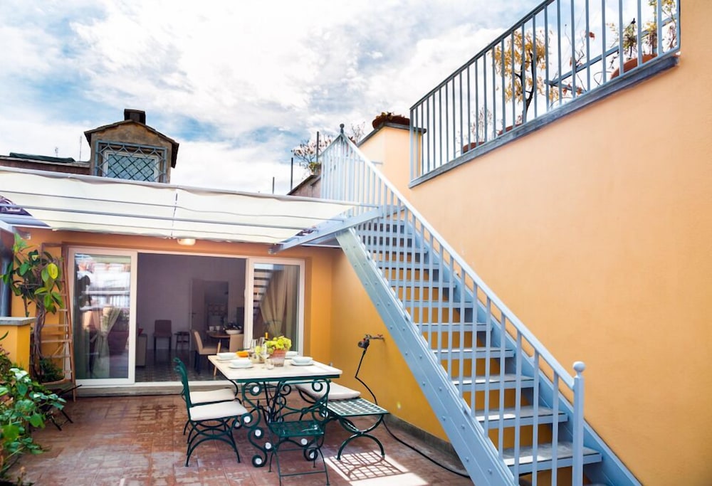 Rent In Rome - Vittoria Terrace