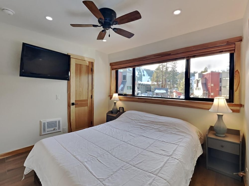Spacious Condo with Loft, Next to Onsite Ski and Snowboard Rentals! by RedAwning view 3