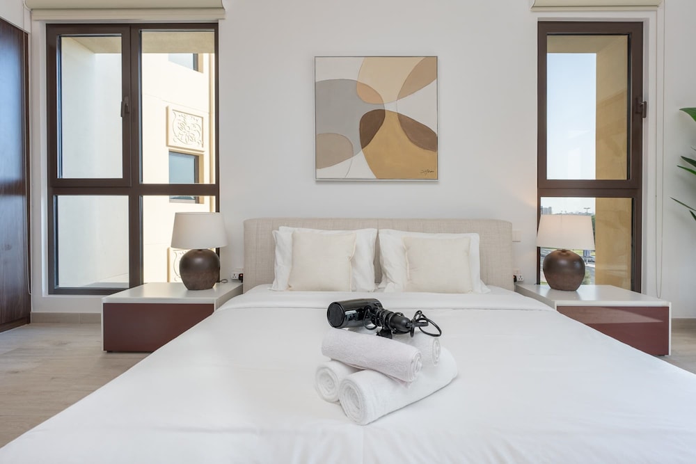 Bright Airy 1BR in Asayel 2 - Fits 4 Comfortably