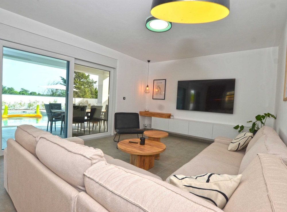 Refined and Inviting Villa in Kanfanar