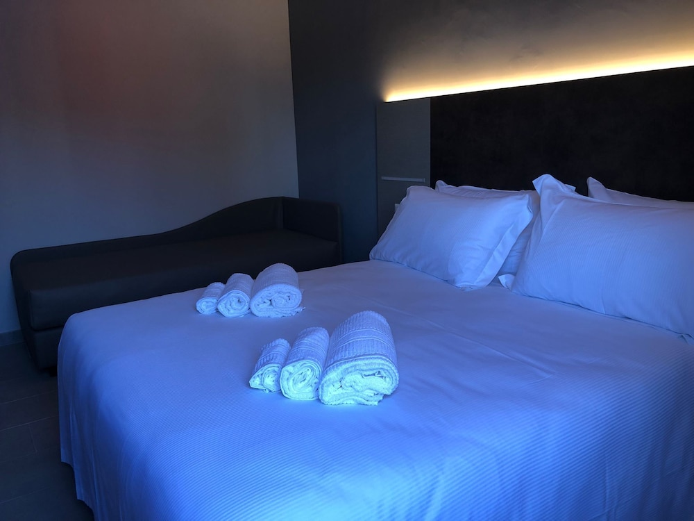Tiber Suite