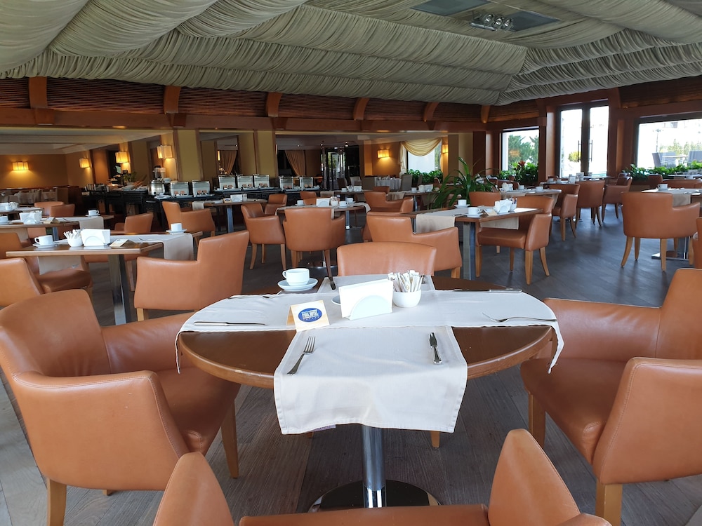 Buyukhanli Park Hotel Deluxe & Residence - Special Class