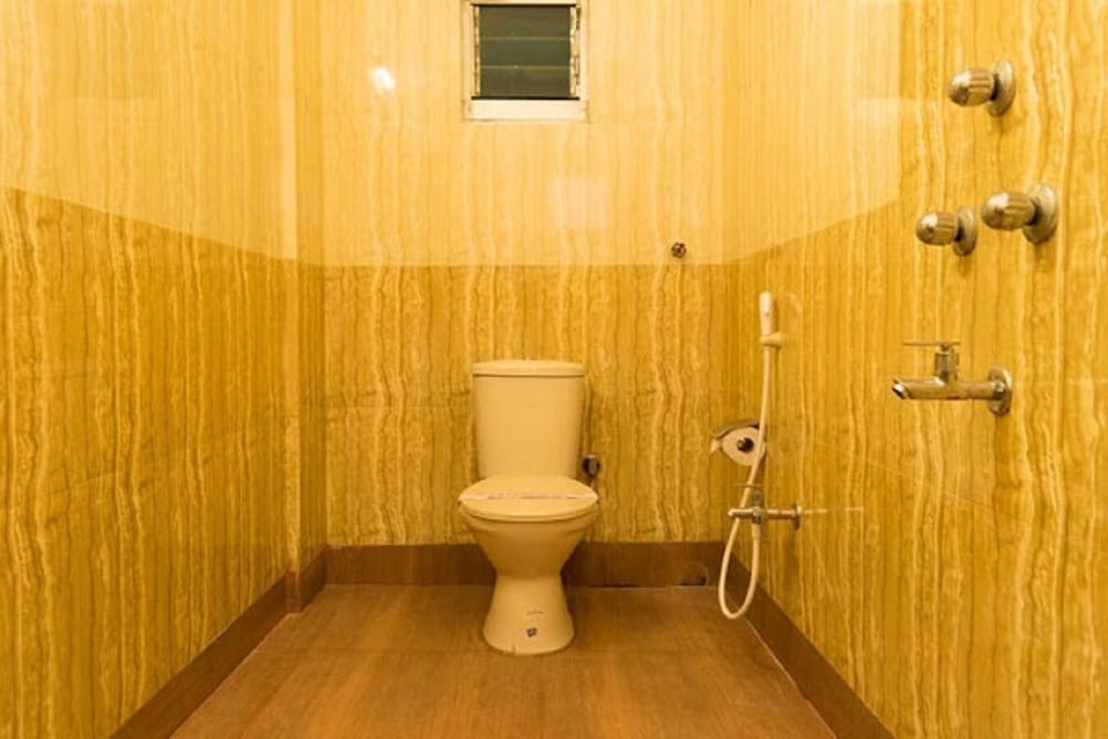 Golden Plaza Guest House - Kolkata