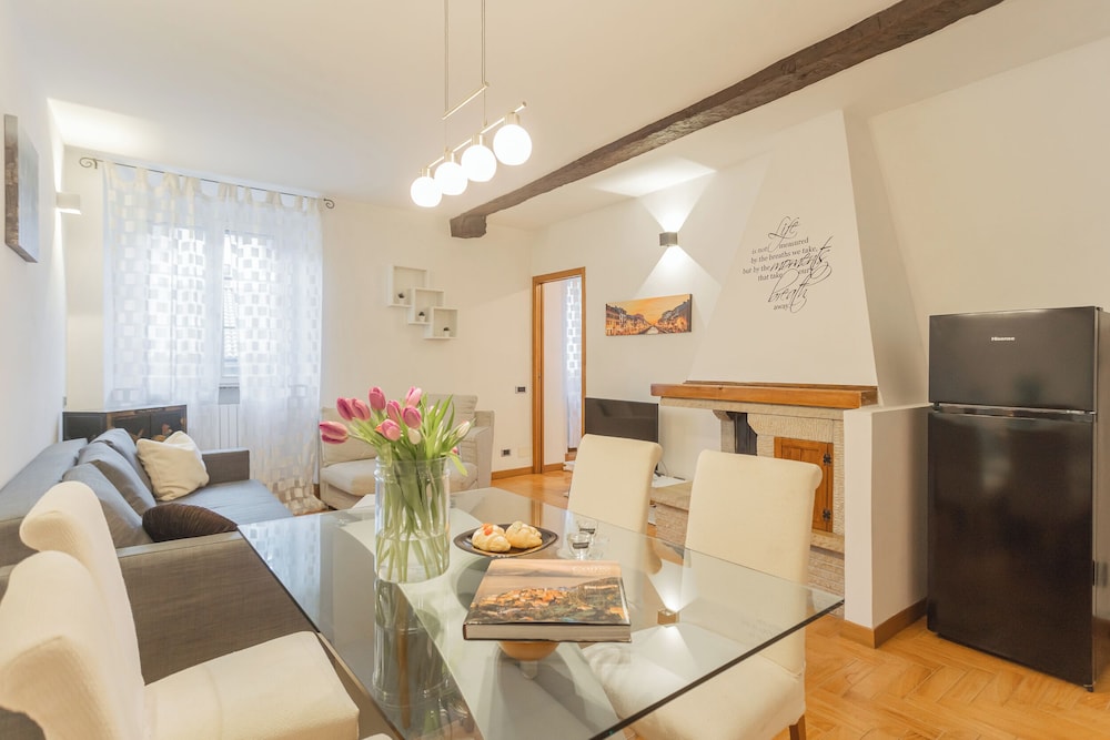 Volta Apartment by Rent all Como