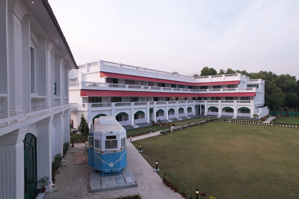 RESORT TITLI