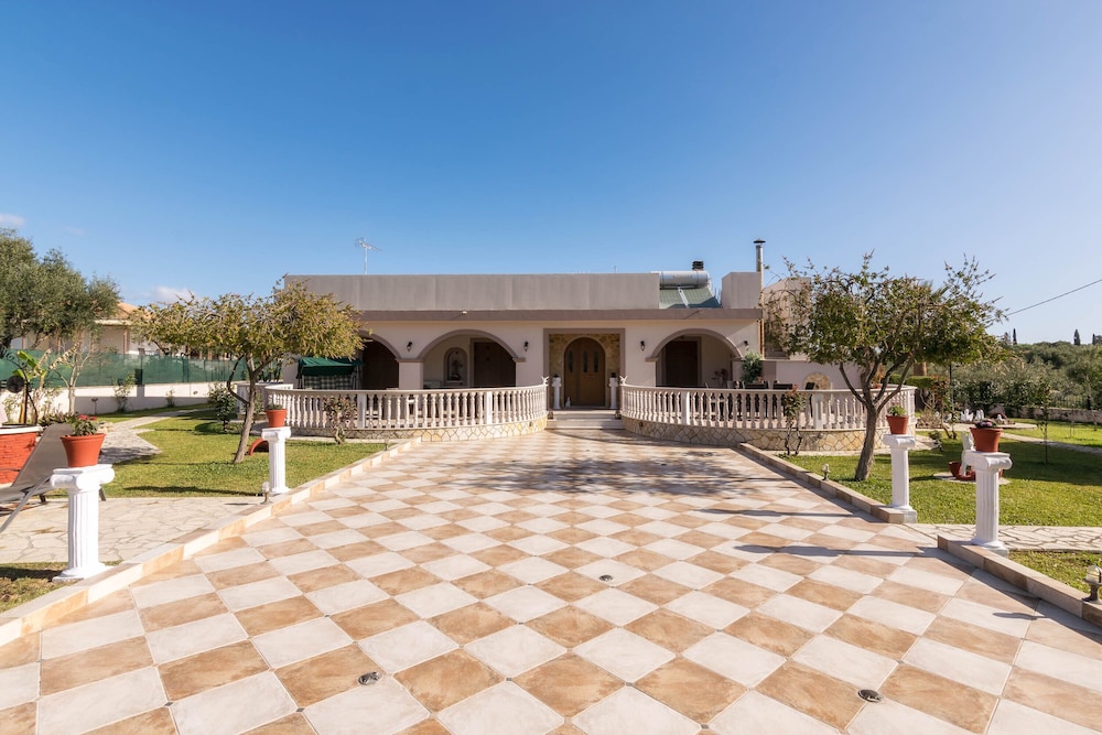 Fontana Holiday Home