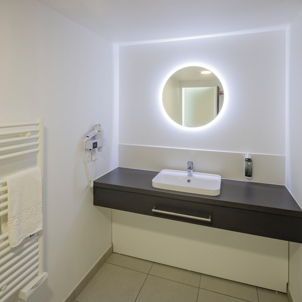 Le Havre Vacations - All Suites Appart Hotel Le Havre - Property Image 7