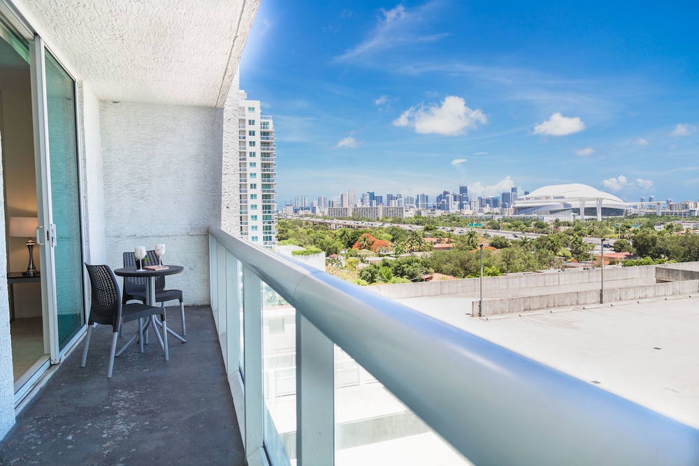 Oaks on the River Boutique Residences