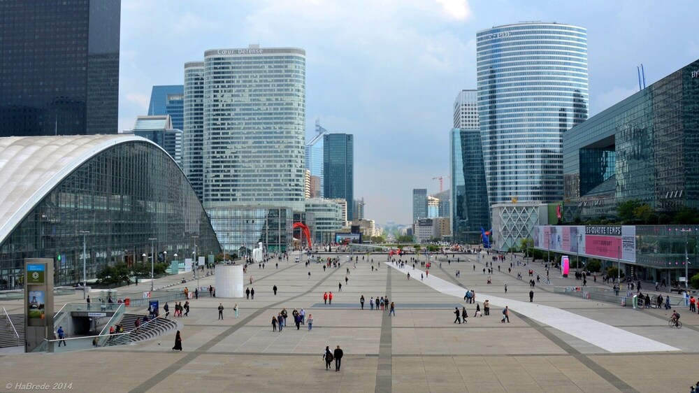 Apart-hotel Paris-défense Free Parking Wifi view 5