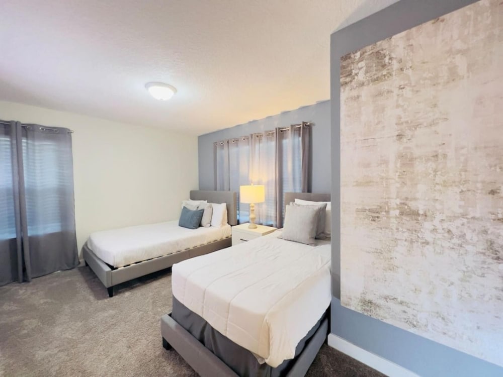 Outstanding 5bdr Disney Vacation