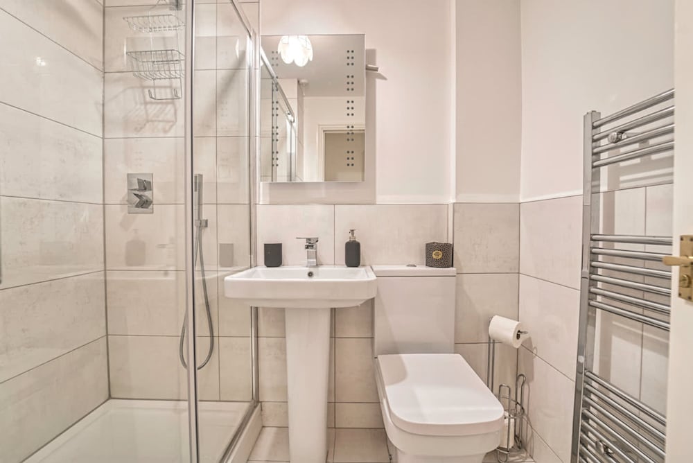 Host Stay Lion Court