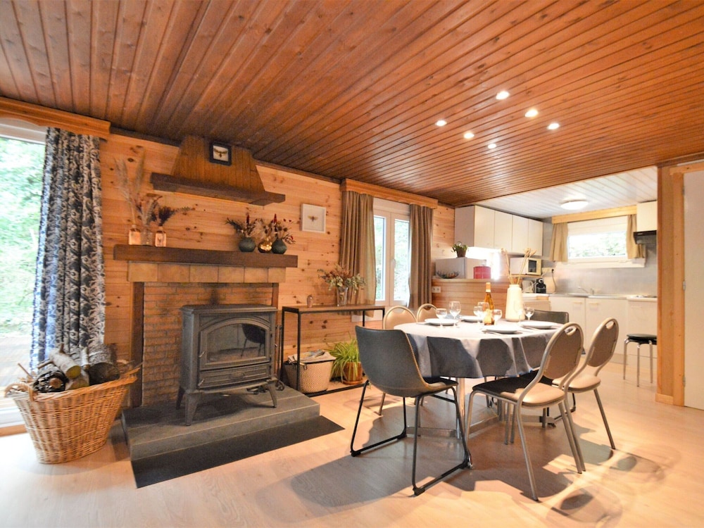 Cozy Chalet With Barbecue