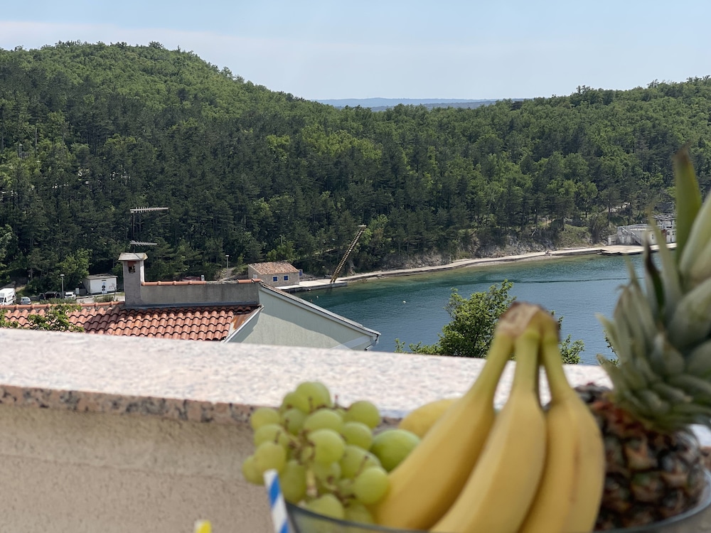 Hotel Aparment More - Image 1