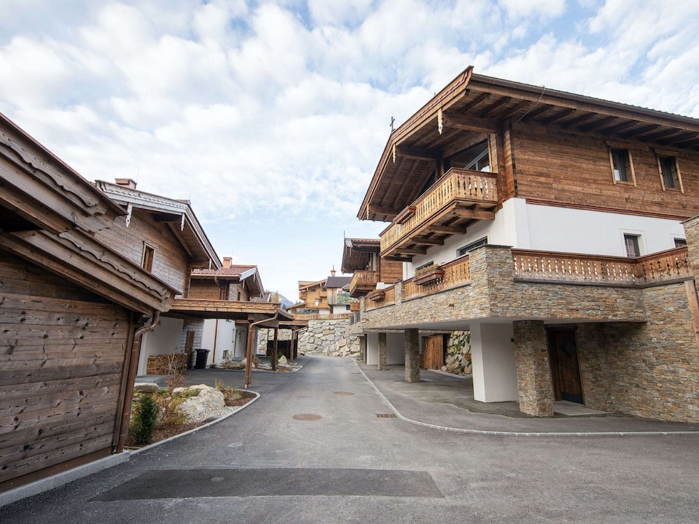 Inviting Chalet in Neukirchen near Wildkogel Ski Arena