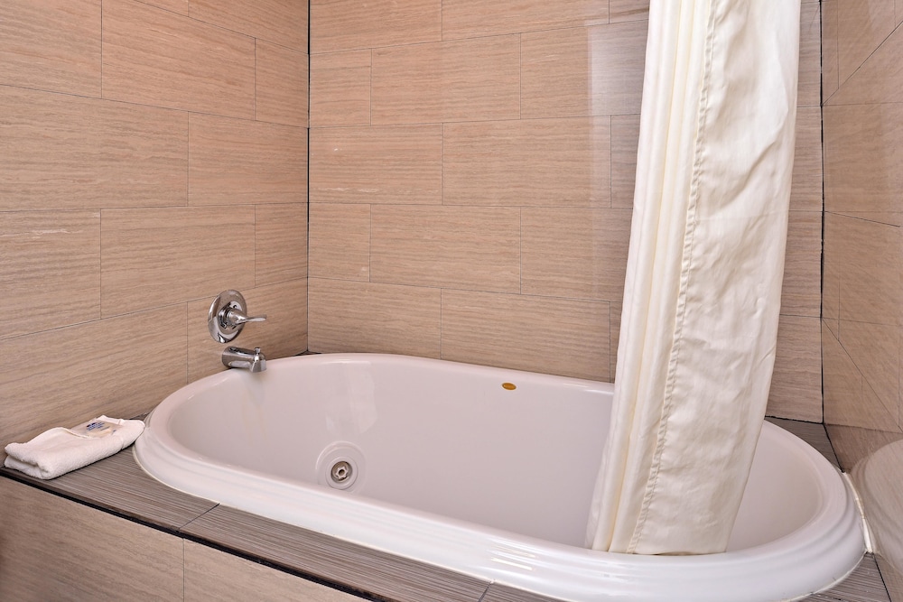 Americas Best Value Inn Winona