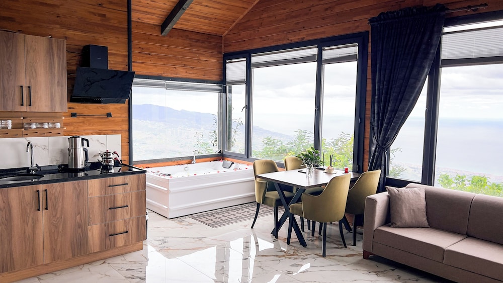 TRABZON BUNGALOV