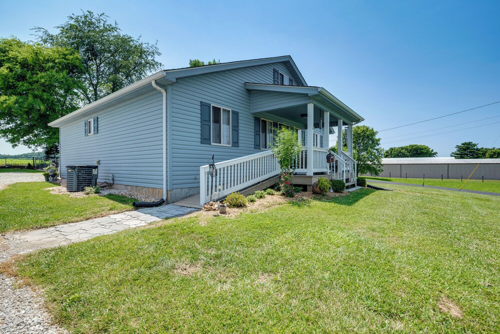 Near Lake Cumberland: Monticello Home w/ Gazebo!