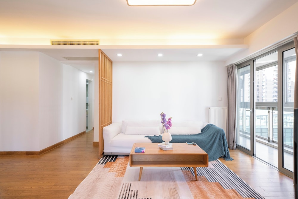 Tyms 3BR 2BA Apartment Yongxin Century