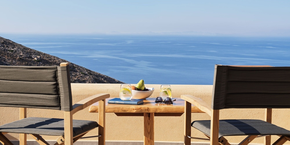 AVATON Folegandros photo 3