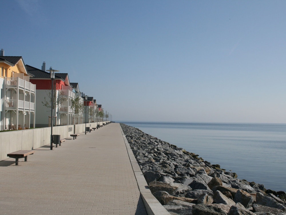 Peaceful Apartment in Ostseebad Boltenhagen With Terrace