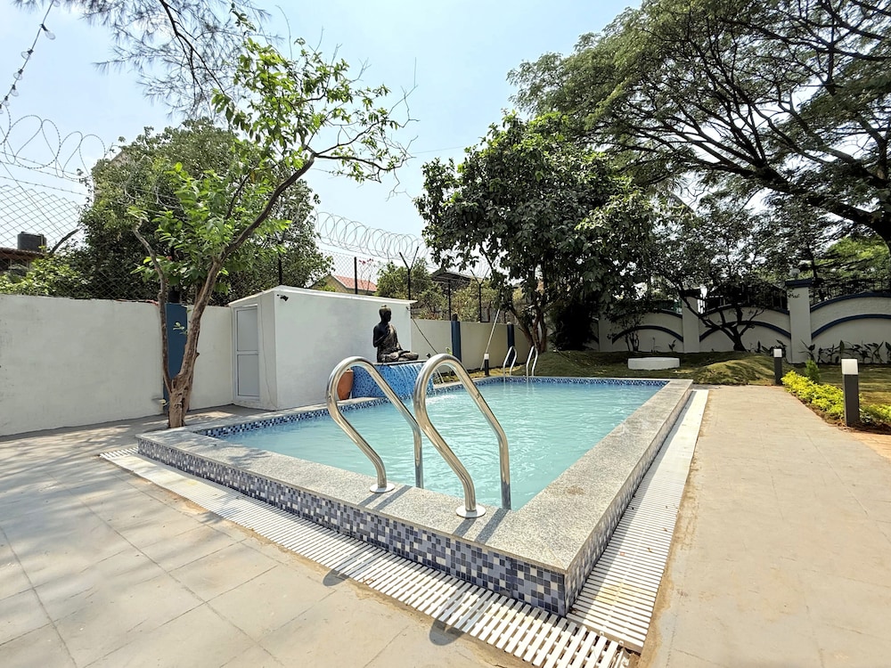 Anand Mansion