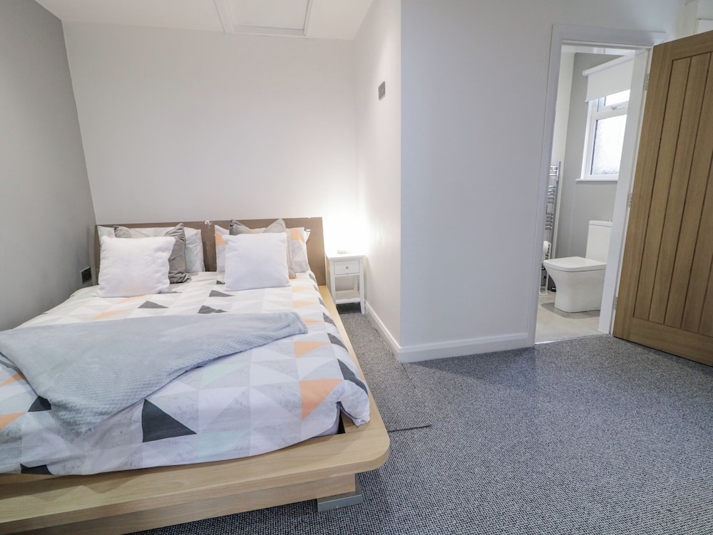 SJs Annexe
