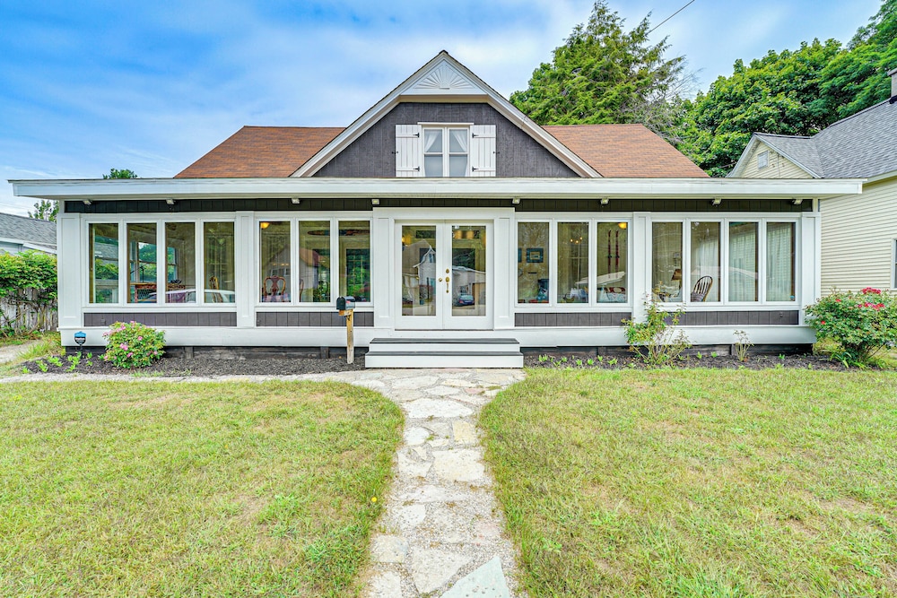 Spacious Vintage Gem w/ Sunroom in Manistee!