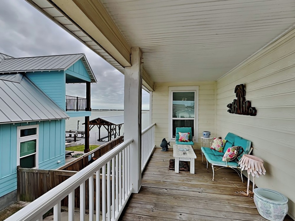 Casa Del Sol by Miss Kitty’s