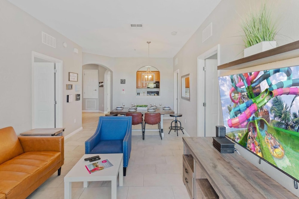 Vista Cay Swanky