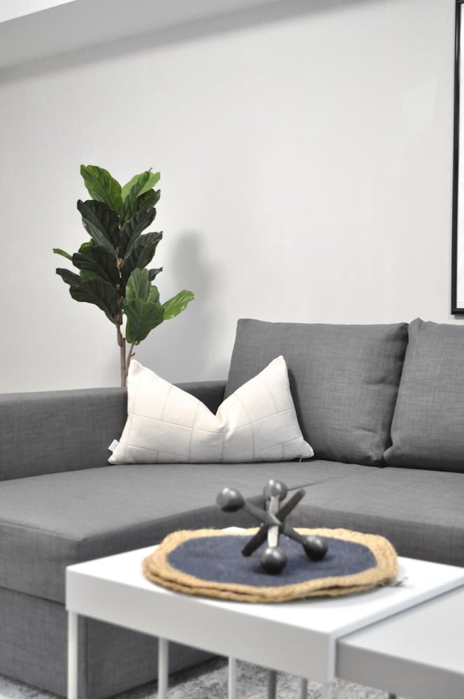 Tastefully Furnished Newly Updated 2 BD Central Lynn Valley North Vancouver view 5