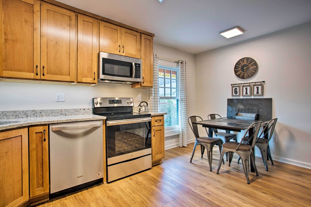 Newly Remodeled Apartment on Main Street in Saluda - Property Image 22