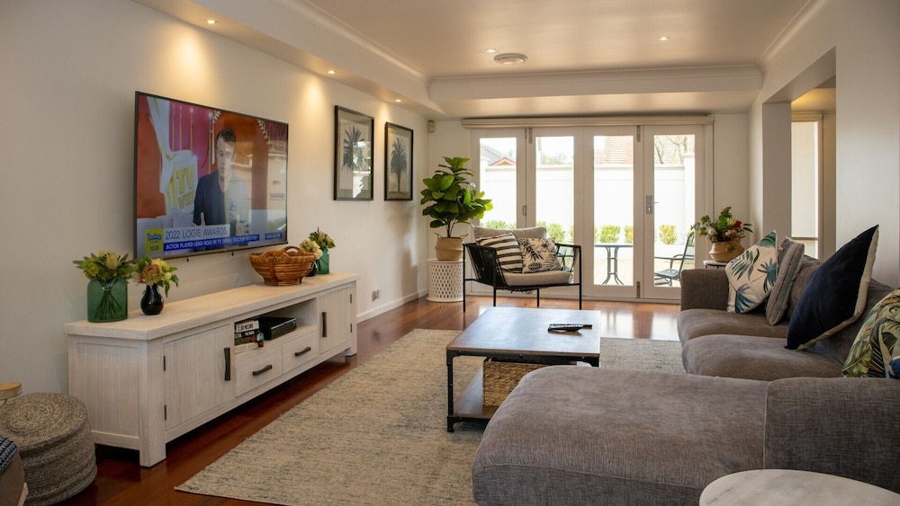 Brighton House - Image 3