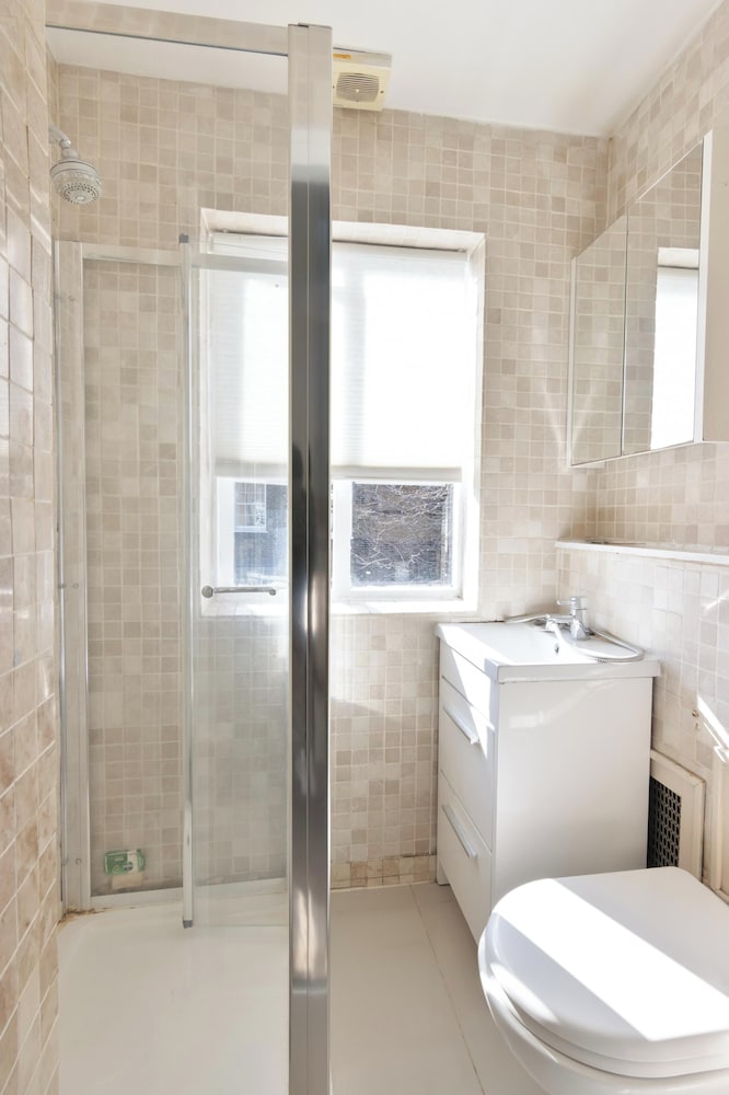 Charming London Apartment Near Harrods