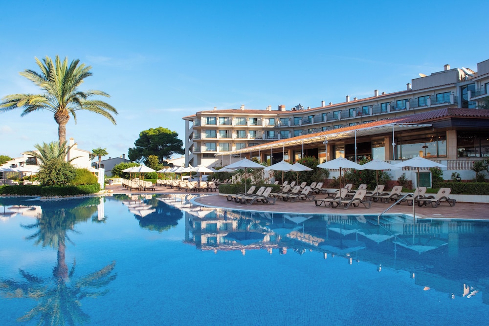 Hotel Valentin Son Bou - Image 1