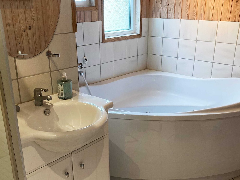 8 Person Holiday Home in Hadsund view 3