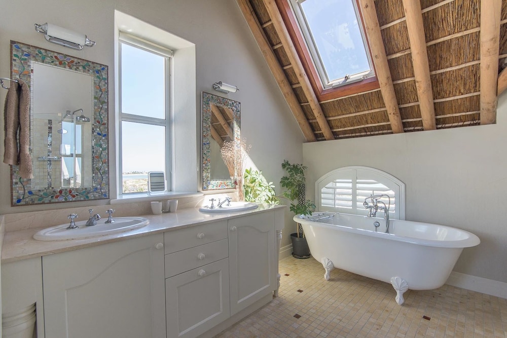 The Beach Villa