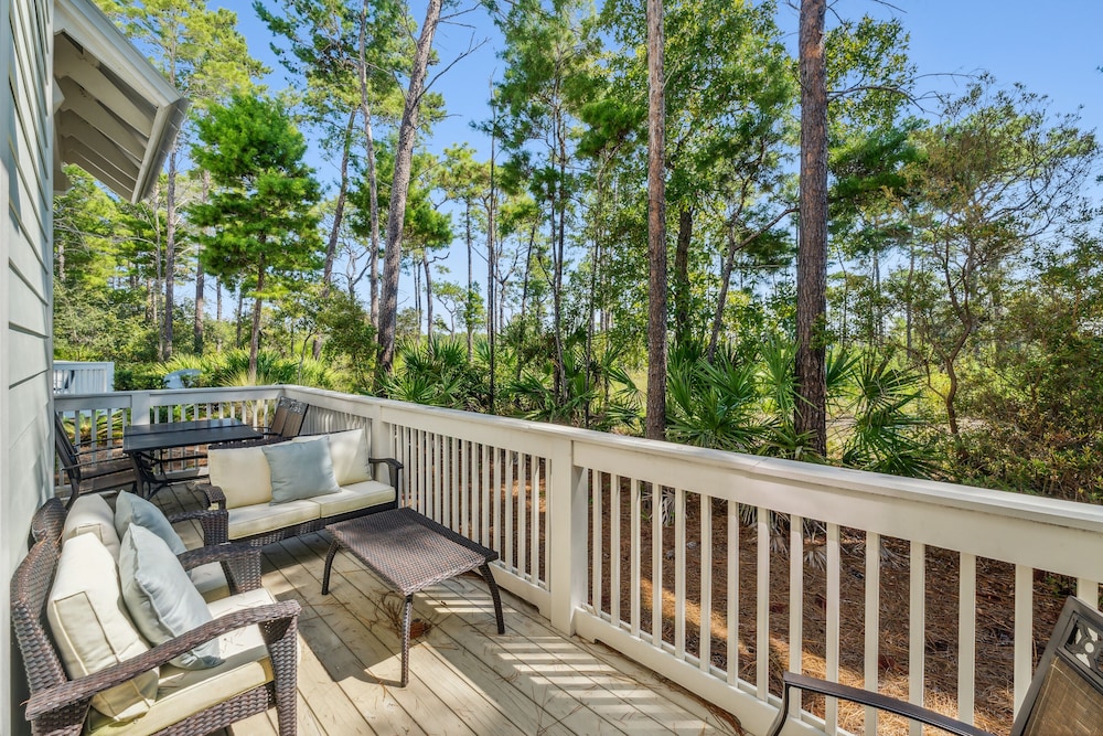 Prominence on 30A by Panhandle Getaways