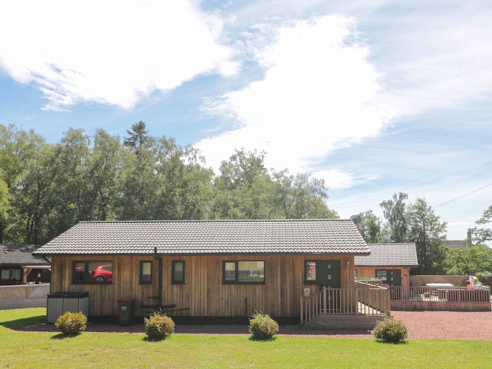 Lodge 32