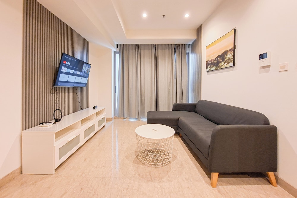 Great Choice 2Br At Branz Bsd City Apartment