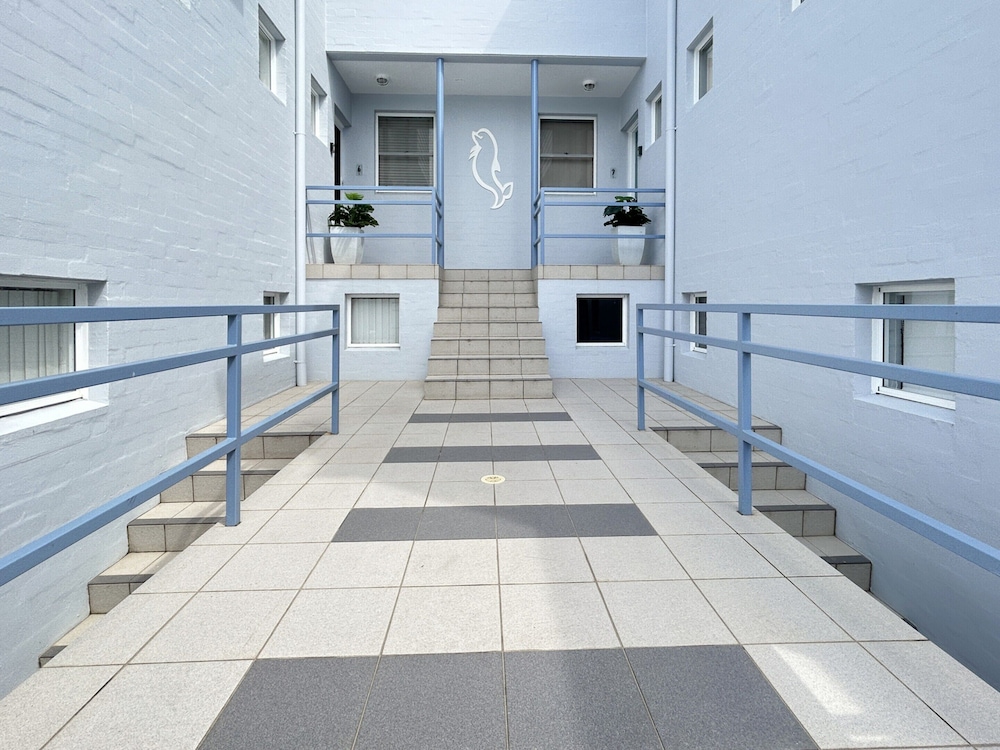 3-bed With Alfresco Dining & Pool in Batemans Bay