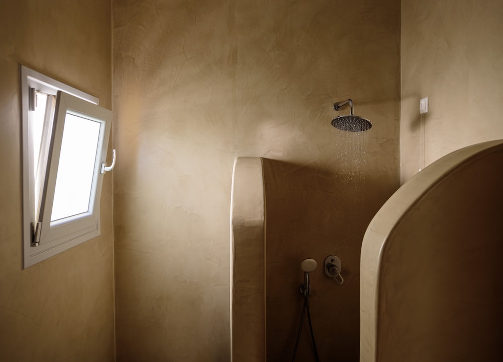 Aliter Suites