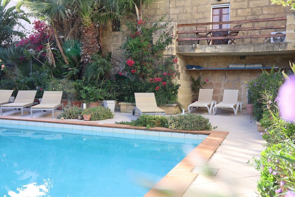 Rustic Xag ra Farmhouse With Pool Garden BBQ