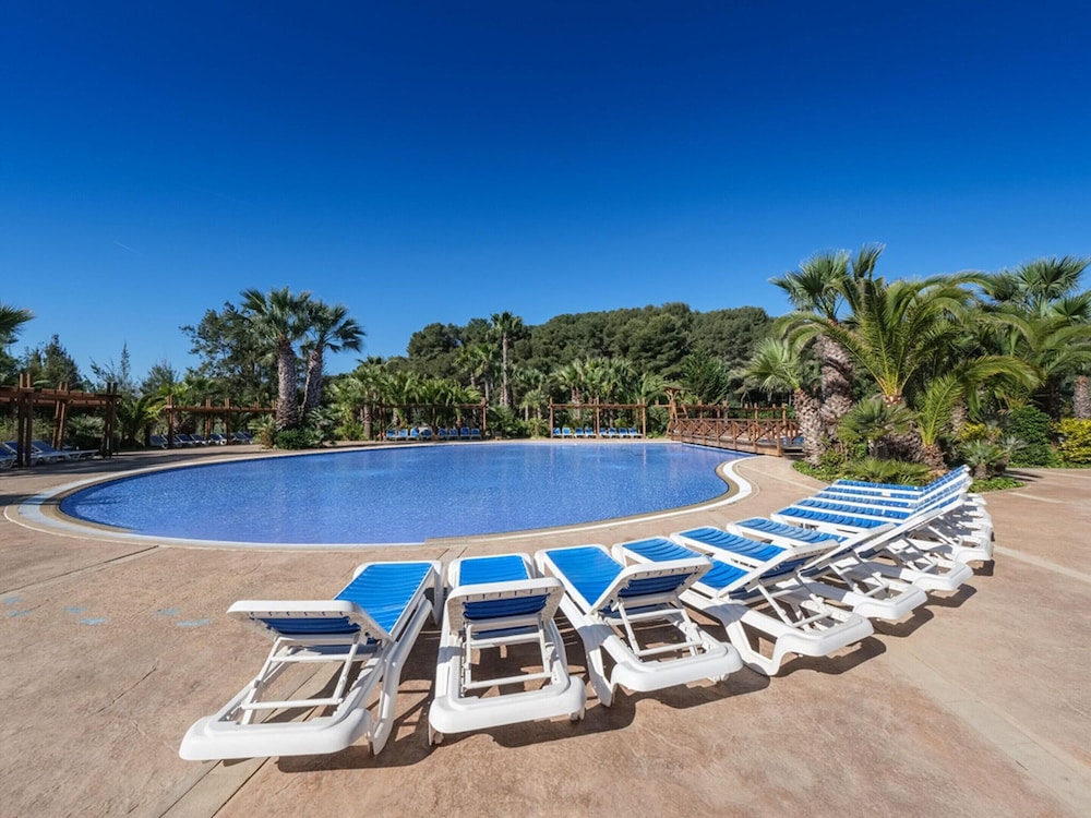 Bungalow in Tarragona by the Beach
