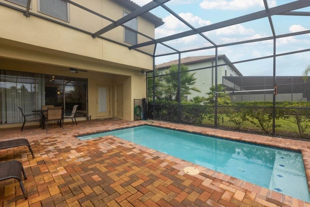 Family-friendly 5br Retreat Splash Pool + Resort Amenities + No Rear Neighbors 5 Bedroom Townhouse