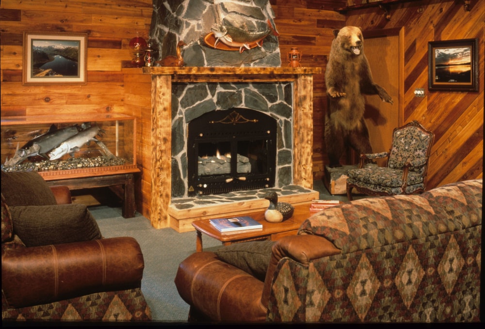Inconnu Lodge