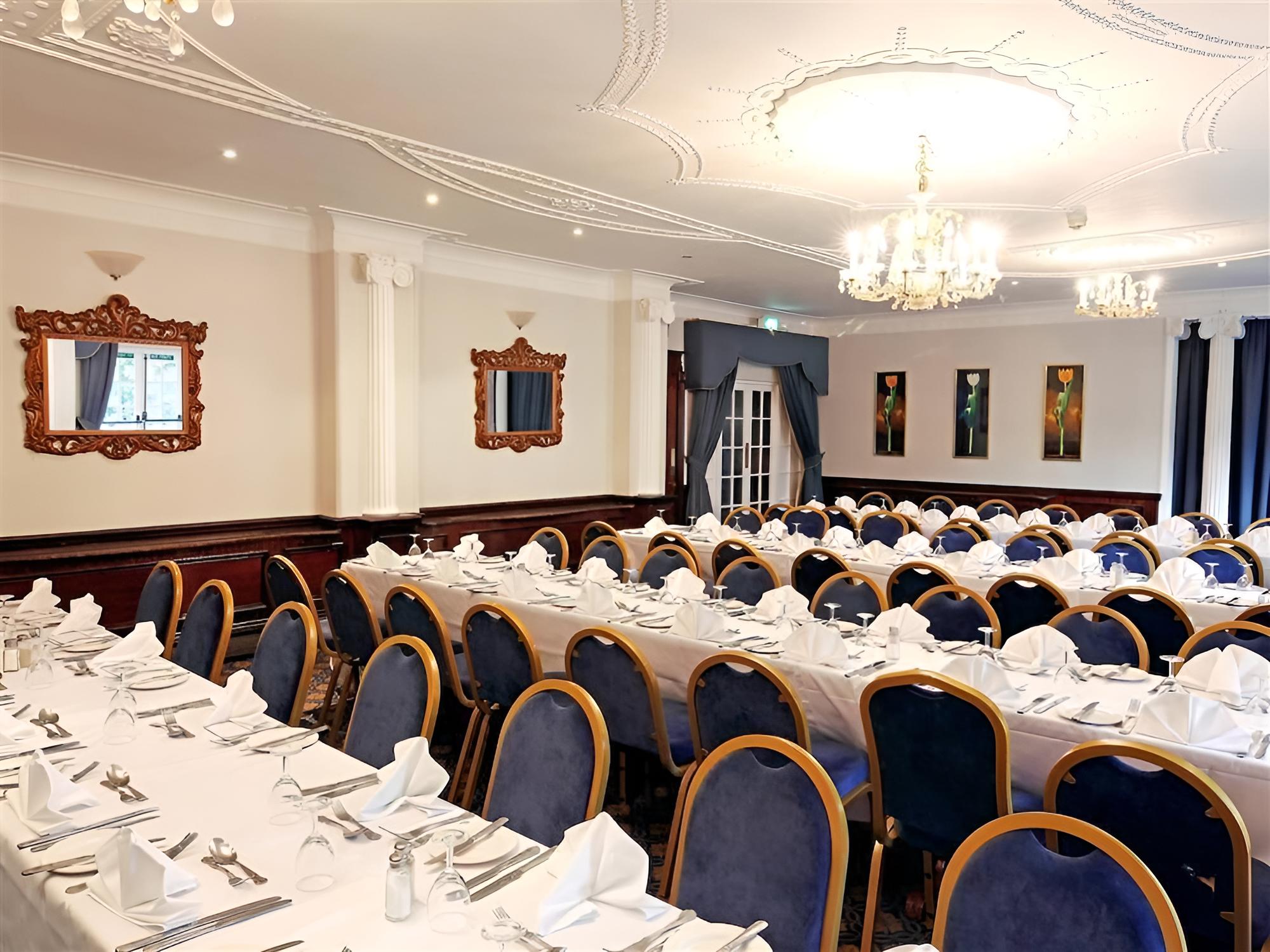 Wolverhampton Goldthorn Hotel view 5