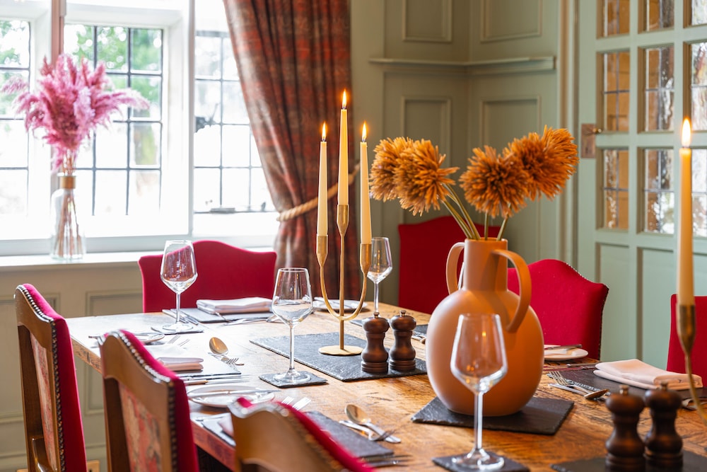 Stone House Hotel